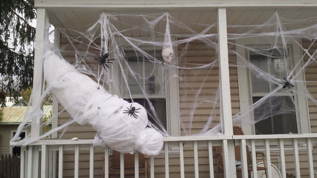 Life-Sized Spider Victim