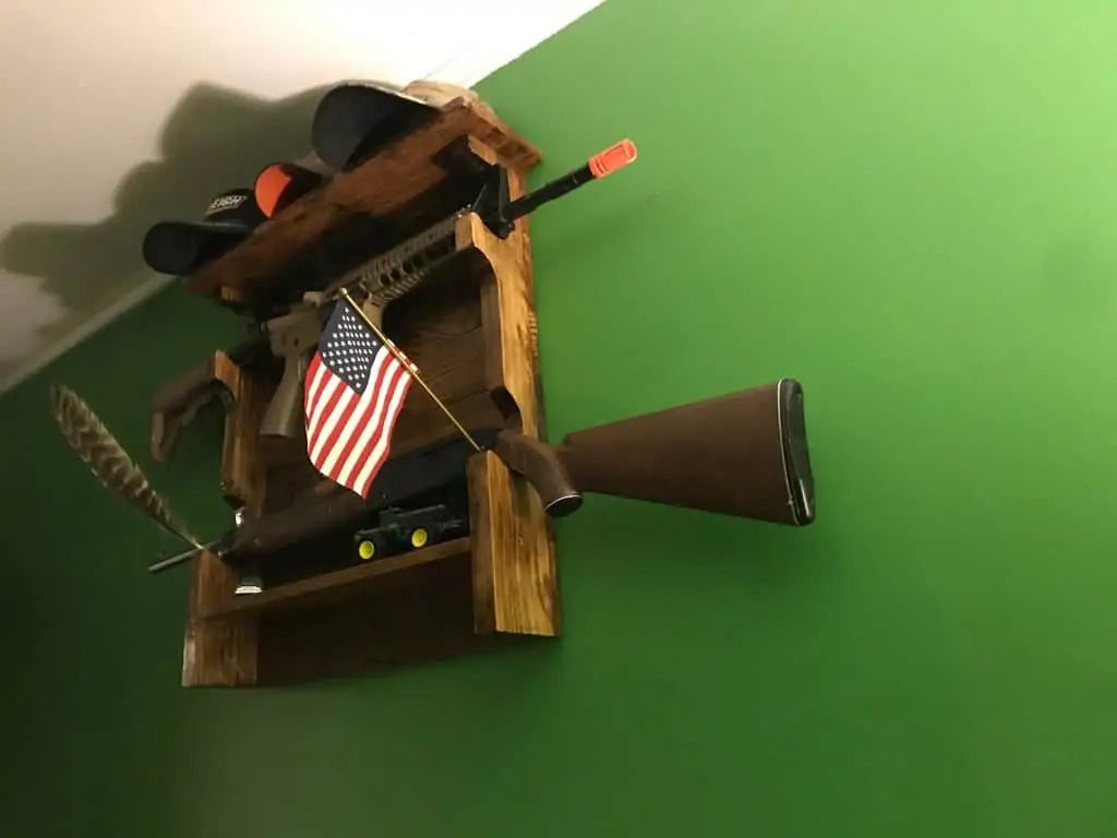 DIY Pellet Gun Rack Make From Pallets
