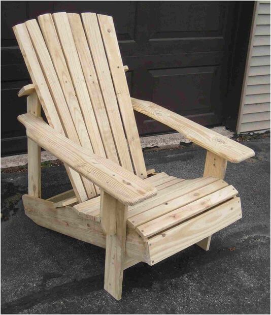Wooden Pallet Adirondack Chair