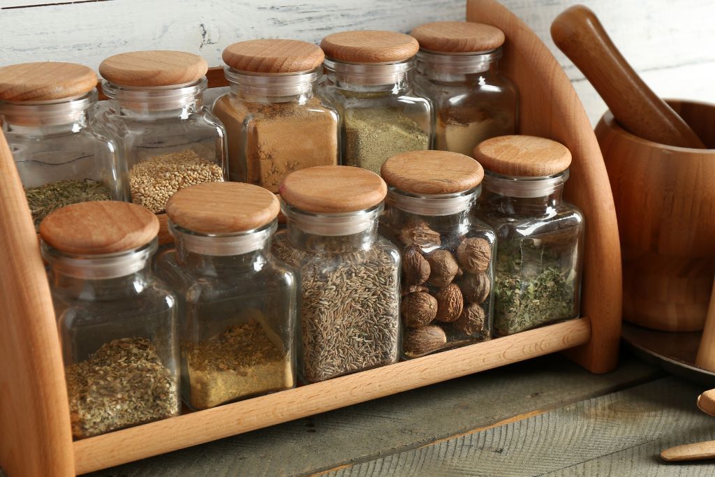 23 DIY Spice Rack Plans You Can Build