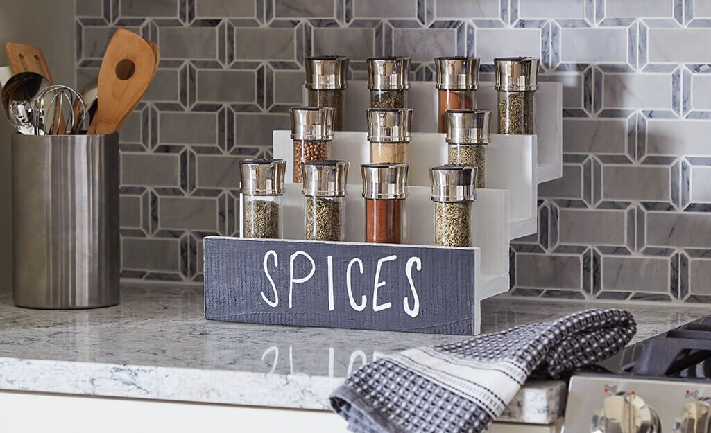 Simple Stylish And Fun Spice Rack