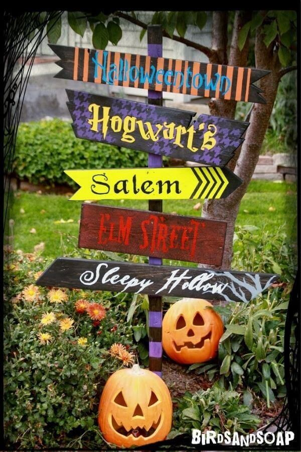 DIY Halloween Yard Sign